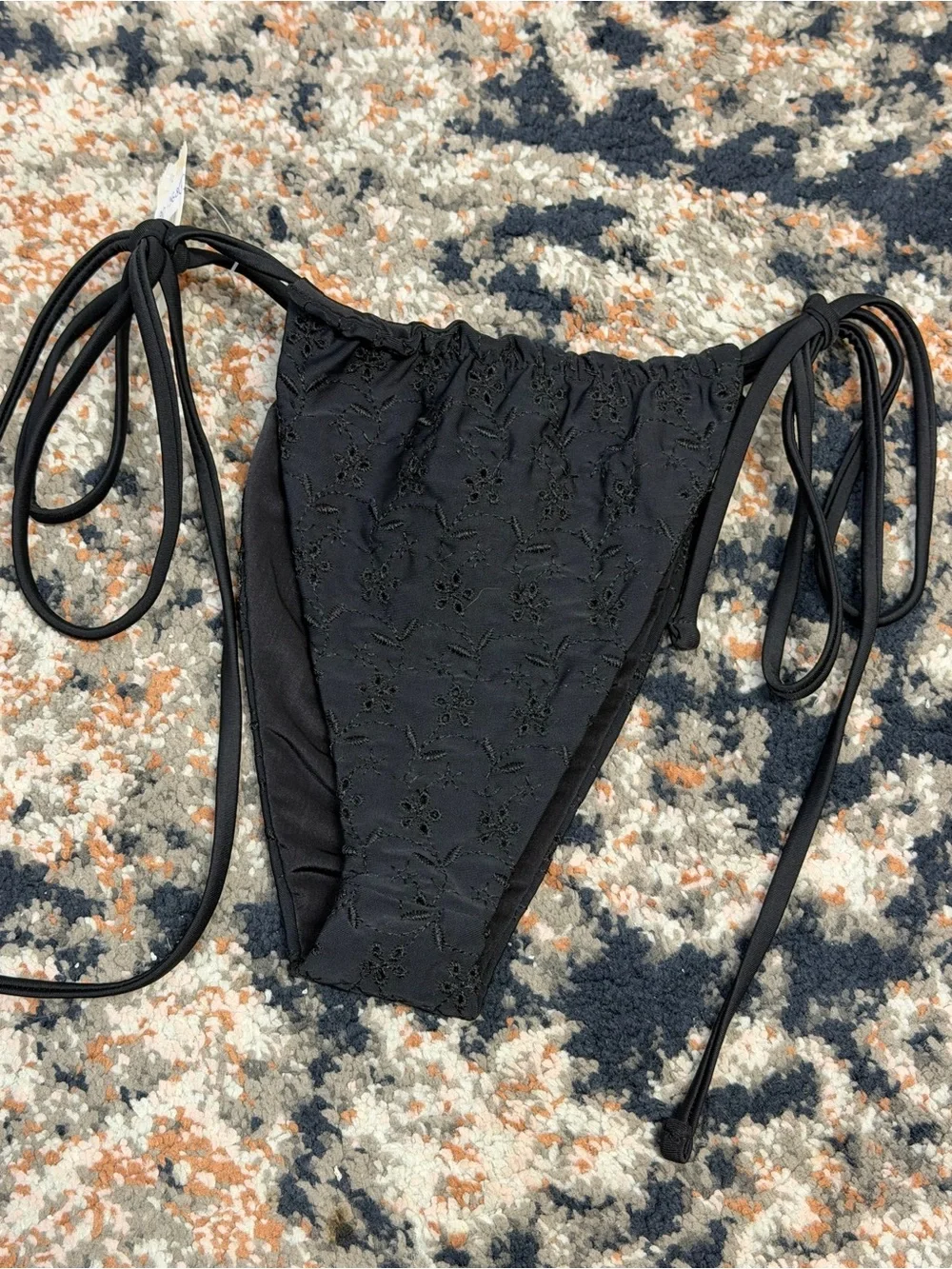 NWT Frankie’s Bikinis ‘Tia’ Eyelet Side Tie Bikini Bottoms in Black Size Large